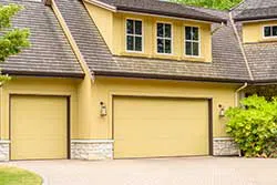 Security Garage Doors Clinton, MA 978-905-3469 - residential-side